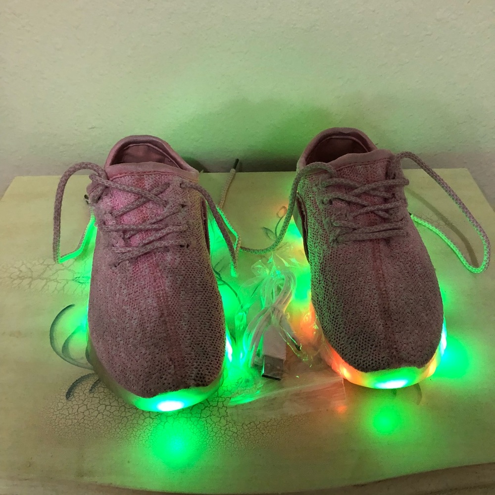 Girls light up shoes